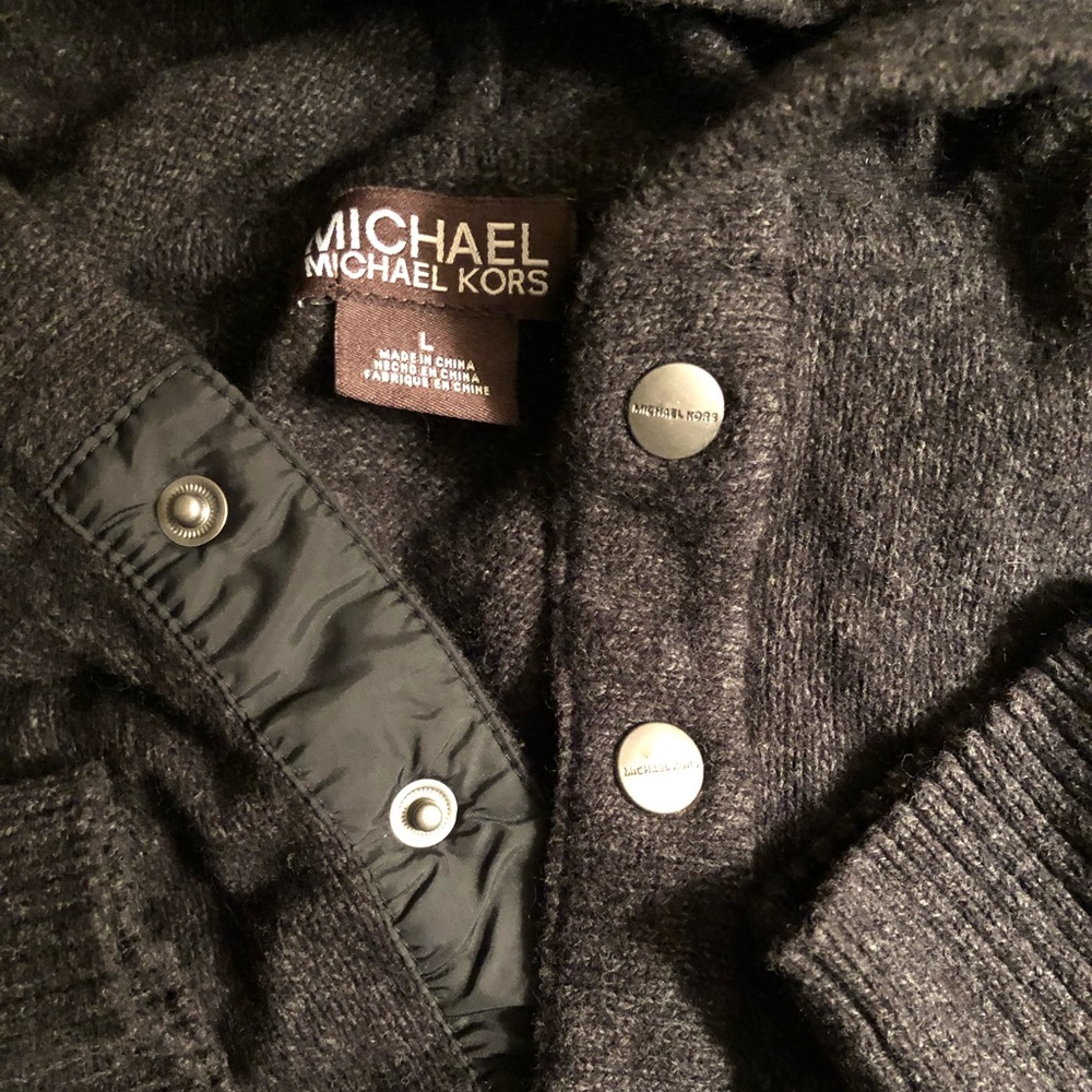 Michael By Michael Kora soft wool sweater 1/4 open
